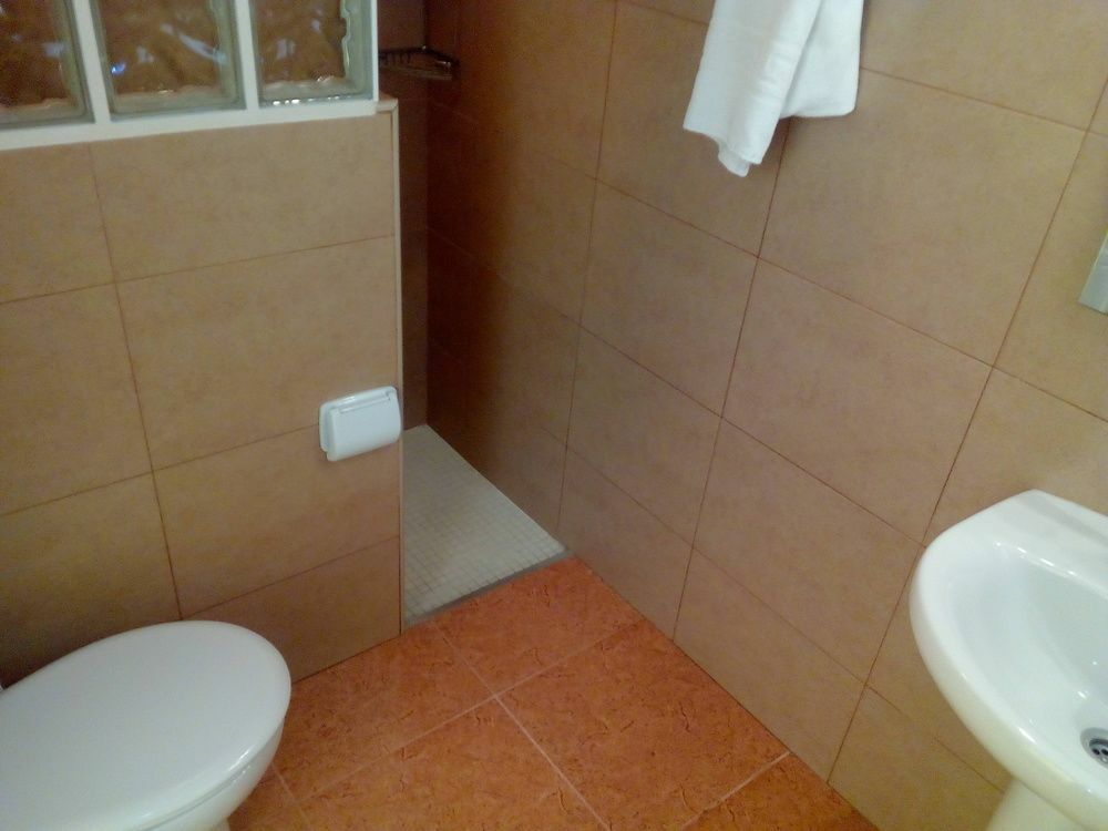 Hostal Lleida Calafell Dış mekan fotoğraf